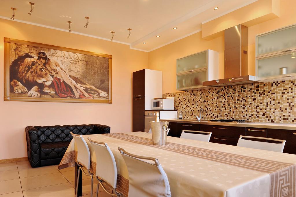 Lägenhet Raina Lux Apartment Riga
