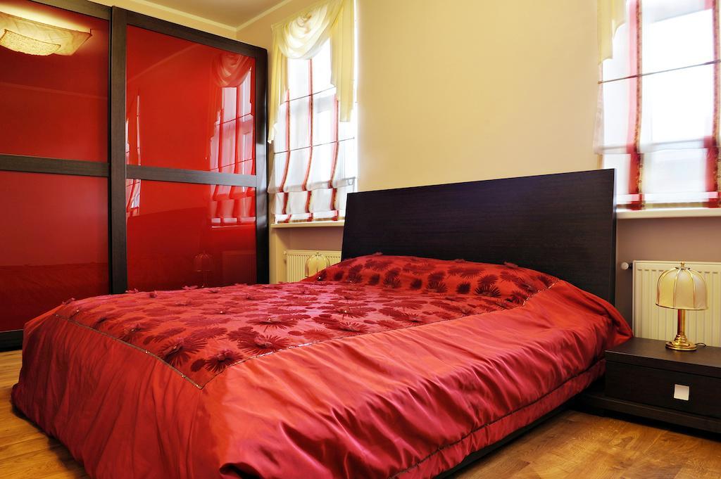 Lägenhet Raina Lux Apartment